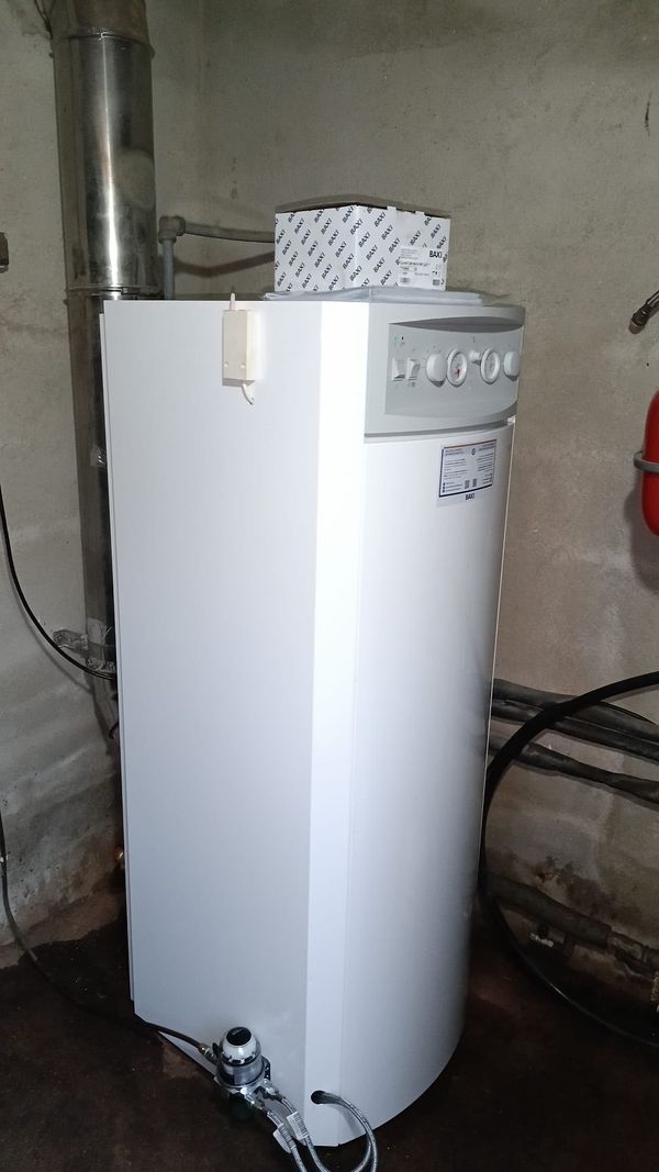 Sustitución de caldera de gasóleo BAXI de pie en Mallorca